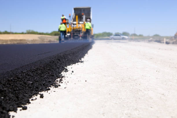 Best Driveway Paving Contractor  in Warrensburg, MO